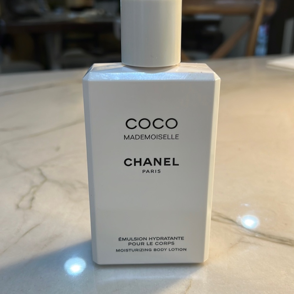 Chanel Coco Mademoiselle Emulsion Hydratante Moisturizing Body Lotion 6.8 oz
